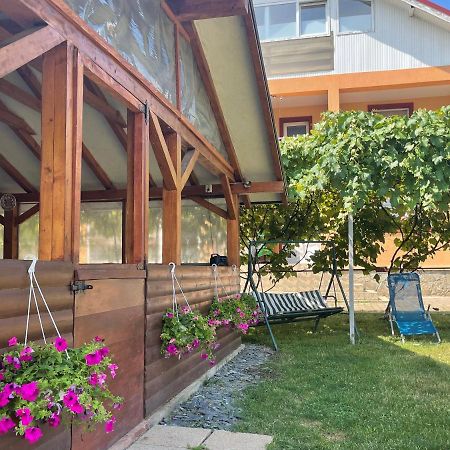 Cazare Ieftina Piatra Neamţ Exterior foto